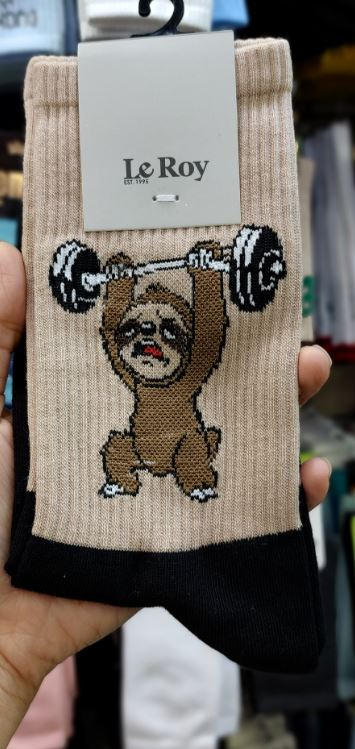 جوراب ساق بلند لی روی | طرح تنبل ورزشکار  (Sloths) | نخ پنبه | فری سایز ۳۶ تا ۴۳