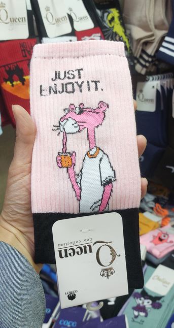 جوراب ساق بلند پلنگ صورتی | Pink Panther | کیفیت عالی | مناسب تمام فصول | سایز بندی فری سایز تا 44 | مدل آبمیوه