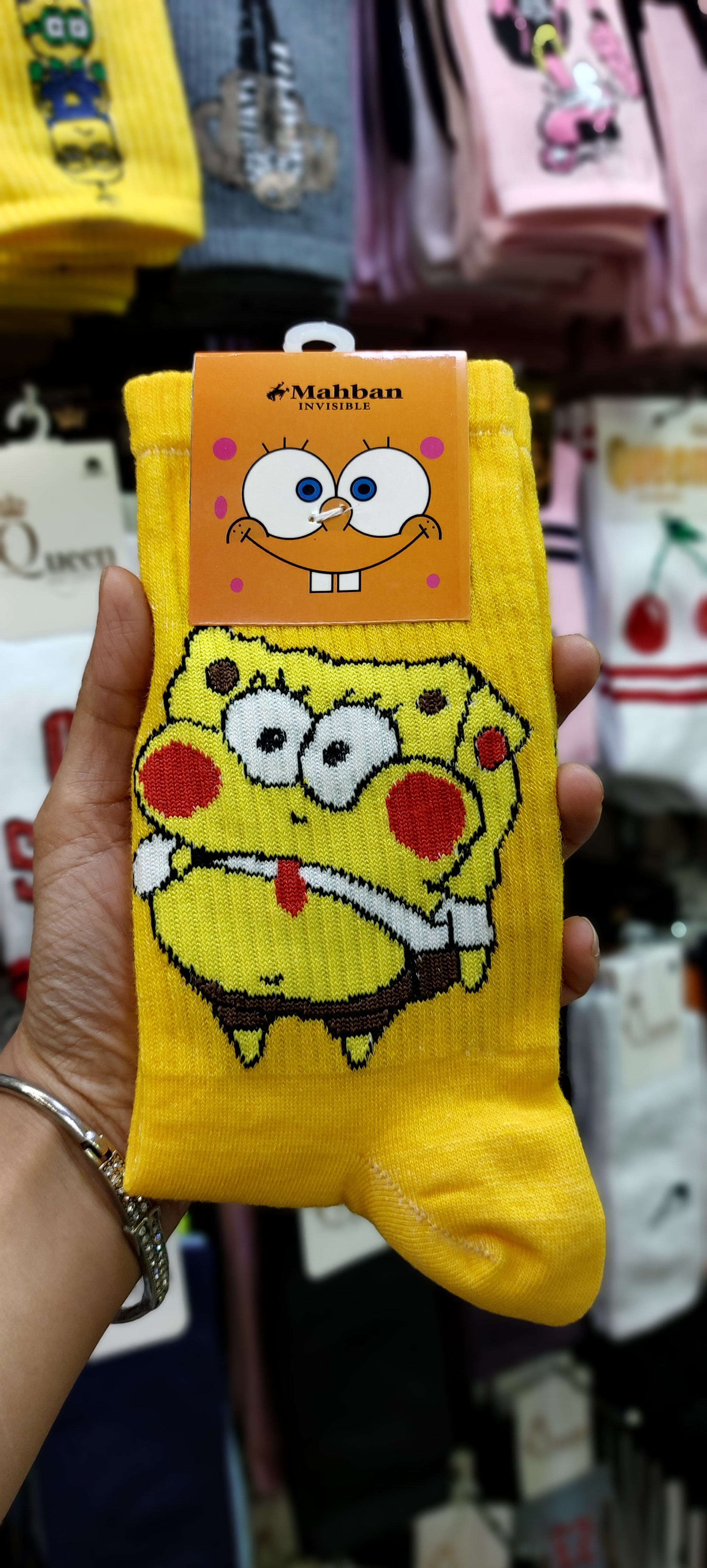 جوراب ساق بلند مهبان | طرح بچگی باب اسفنجی ( Baby Spongebob) | نخ هندی درجه ۱ | ریزبافت سیلندر ۲۰۰ | فری سایز ۳۶ تا ۴۳