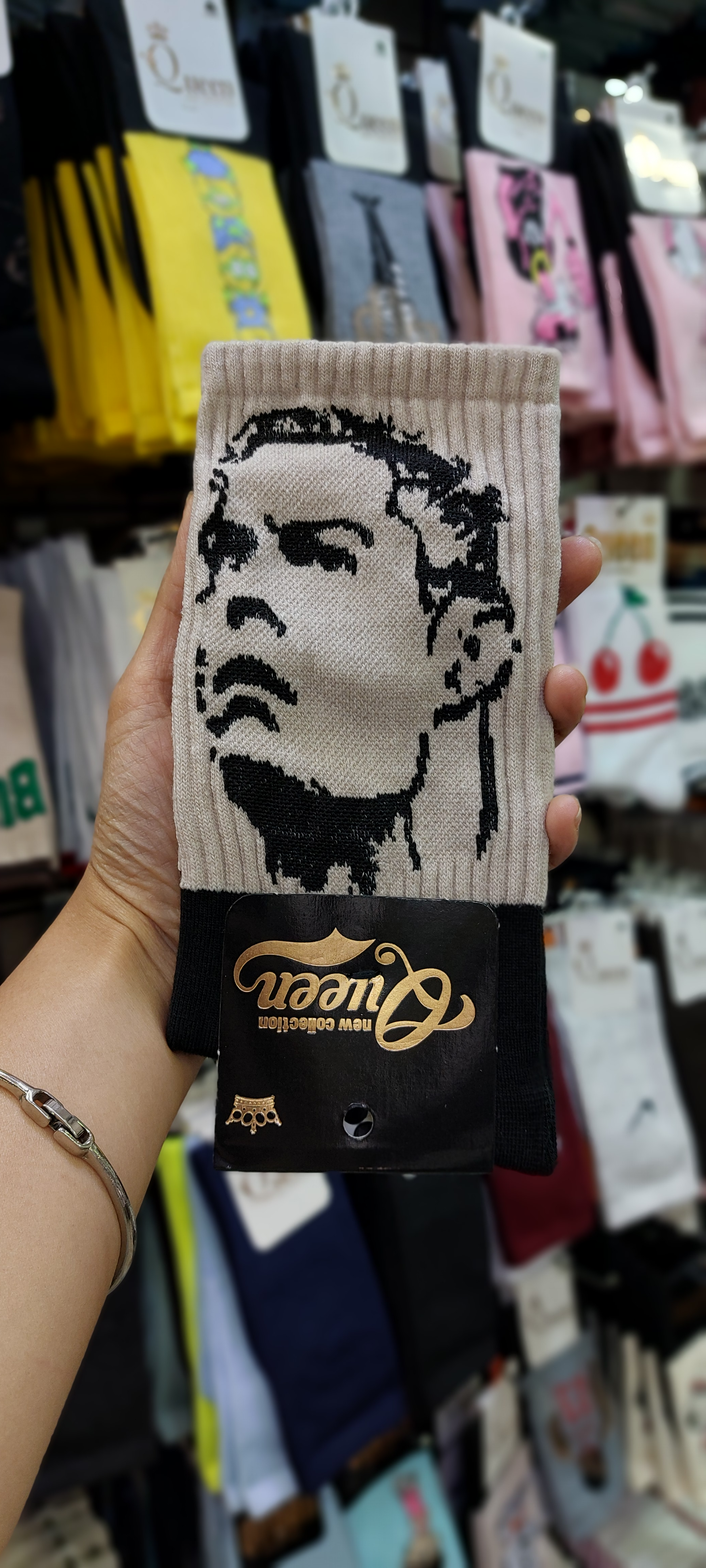 جوراب ساق بلند کویین | طرح کریستیانو رونالدو (Cristiano Ronaldo) | نخ ایرانی درجه 1 | فری سایز ۳۶ تا ۴۳